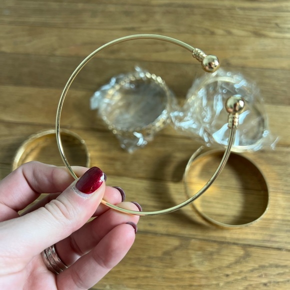 Gold Arm Cuffs - Picture 4 of 7